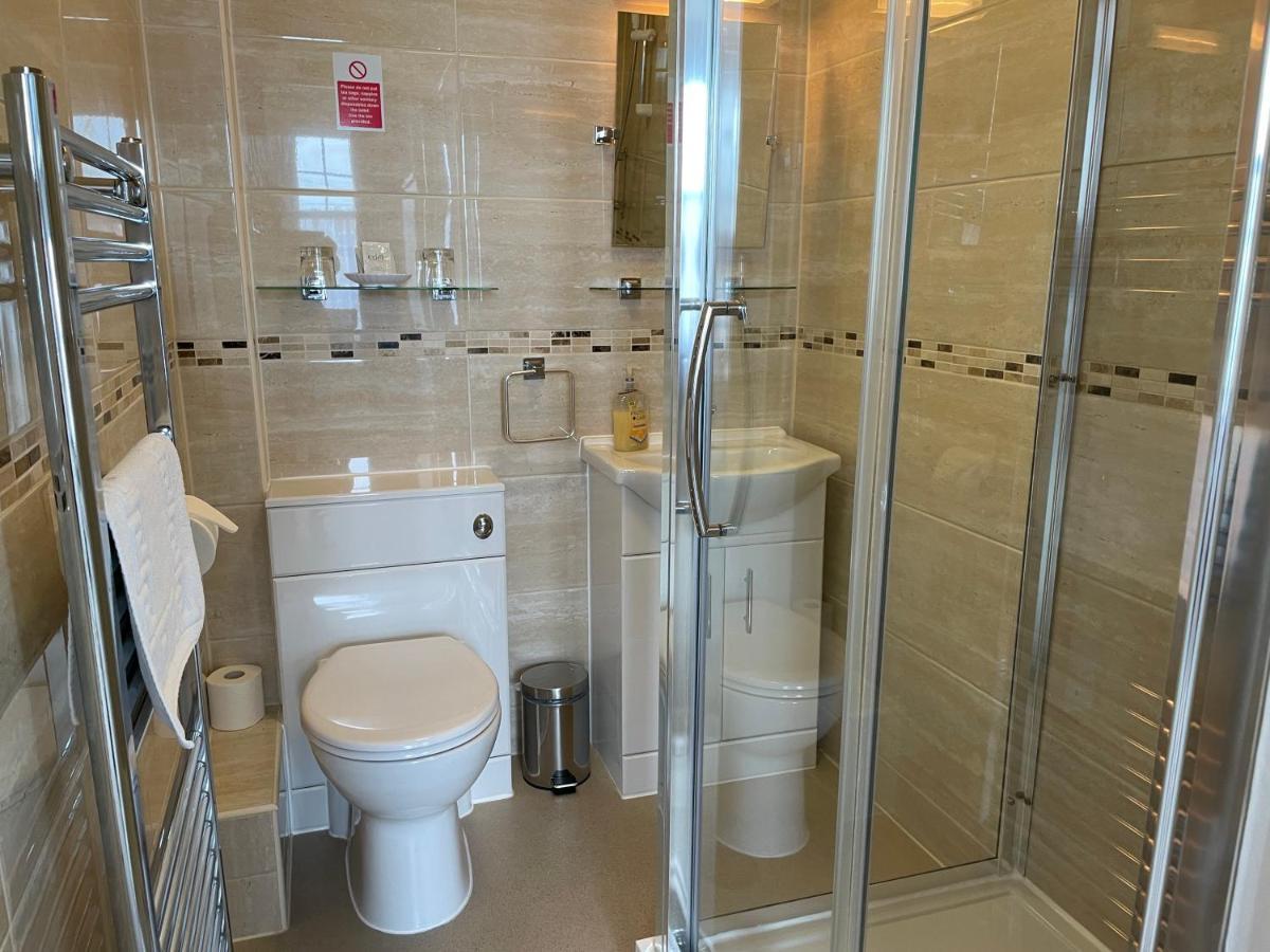 Гостевой дом The Sandrock 4*